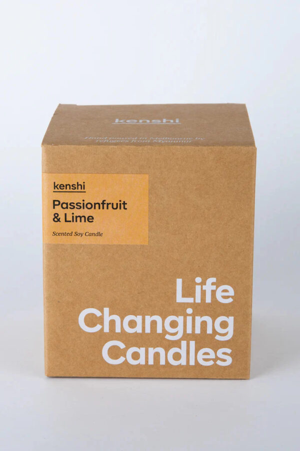 Medium Kenshi Candle - Passionfruit & Lime 220g - Image 3
